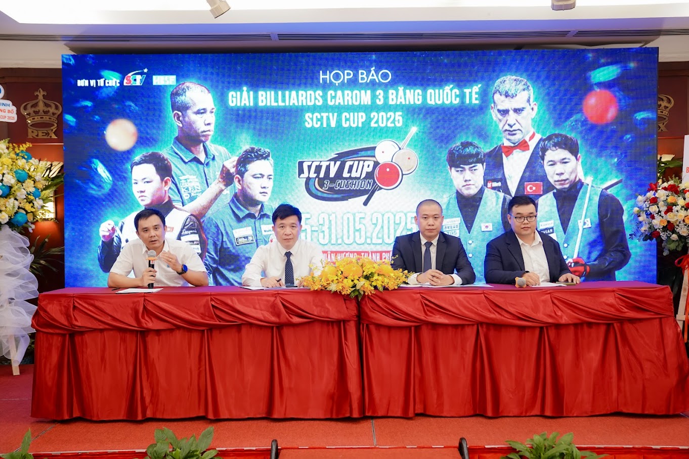 Ban tổ chức chia sẻ về những thông tin của giải đấu và trả lời báo chí