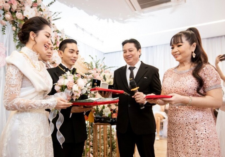 Sao Việt được mẹ chồng bênh: Phan Hiển bị mẹ đuổi vì to tiếng với Khánh Thi, HH Thùy Lâm từng tủi thân khi làm dâu - 4
