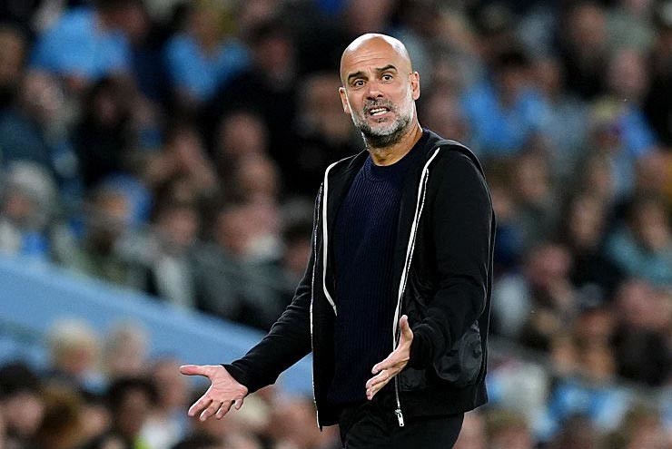 Pep Guardiola dọa rời Man City nếu không đáp ứng yêu cầu này