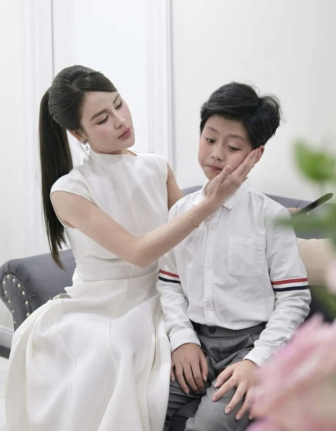 Lương Thu Trang và con trai Minh Sơn. Ảnh: Nhân vật cung cấp