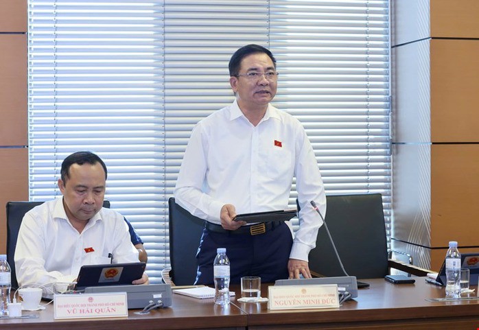 Trung tướng Nguyễn Minh Đức phát biểu tại phiên thảo luận Tổ về sửa đổi Bộ luật Hình sự