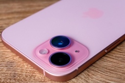 iPhone fullbox giá từ 15 triệu đồng, màu hồng đẹp mãn nhãn