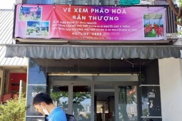  " Cháy vé "  chỗ ngồi ngắm pháo hoa Đà Nẵng, giá tới 3 triệu đồng/người