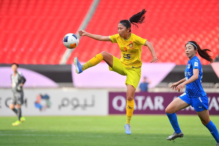 Trực tiếp bóng đá nữ Wuhan Jiangda - nữ TP.HCM: Tiếc nuối Hồng Nhung (cúp C1 châu Á) (Hết giờ) - 3