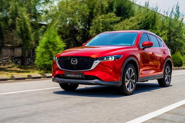 Giá giảm khiến Mazda CX-5 là thách thức lớn cho các đối thủ.
