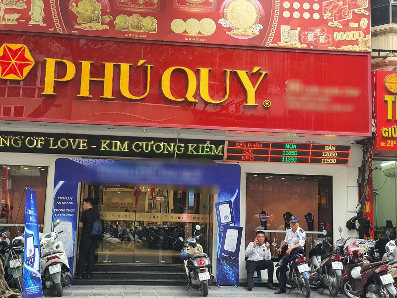 Chênh lệch mua bán của các cửa hàng được nới rộng lên tới 3 triệu đồng/lượng.