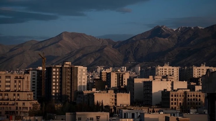 Khung cảnh ở thủ đô Tehran, Iran vào ngày 31/3/2025. Ảnh: NurPhoto.