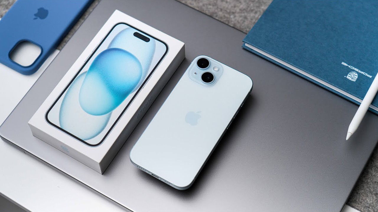 iPhone 15