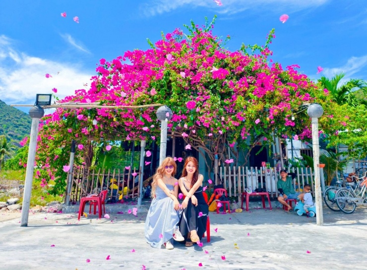 Một chốn dừng chân cho những ai đang tìm kiếm sự bình yên, cho những tâm hồn cần được chữa lành bằng thiên nhiên. Ảnh Thiều Sang