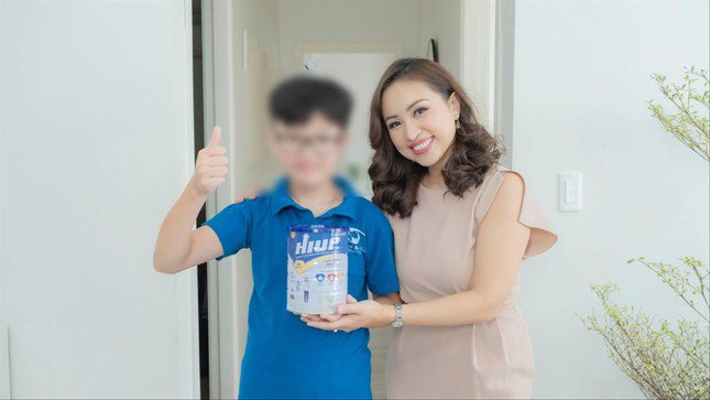 Nghệ sĩ, KOL vi phạm: Buộc phải &#39;vô hình&#39; - 2
