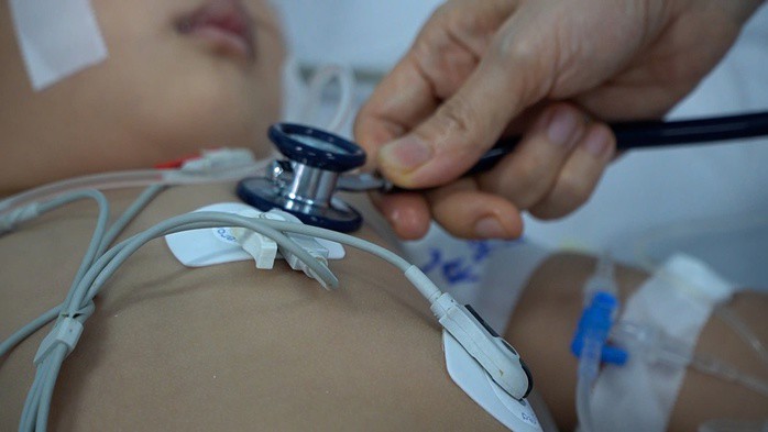 Mỗi năm, Việt Nam ghi nhận hàng chục ngàn ca mắc bệnh tay chân miệng, tập trung chủ yếu tại khu vực phía Nam (chiếm 60-80% tổng số ca).