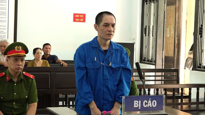 Bị cáo Nguyễn Quang Tân tại phiên toà.