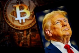 Ông Trump bắt tay sàn tiền ảo từng bị cấm ở Mỹ, phạt 300 triệu USD vì rửa tiền