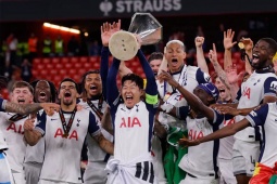 Son Heung Min vô địch không có huy chương Europa League, tự nhận là huyền thoại Tottenham