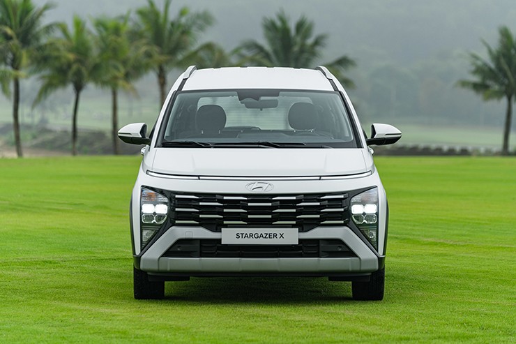 Giá xe Hyundai Stargazer tháng 5/2025, từ 489 triệu đồng - 4
