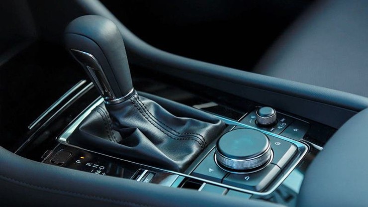 Giá xe Mazda3 cập nhật mới nhất tháng 5/2025 - 9