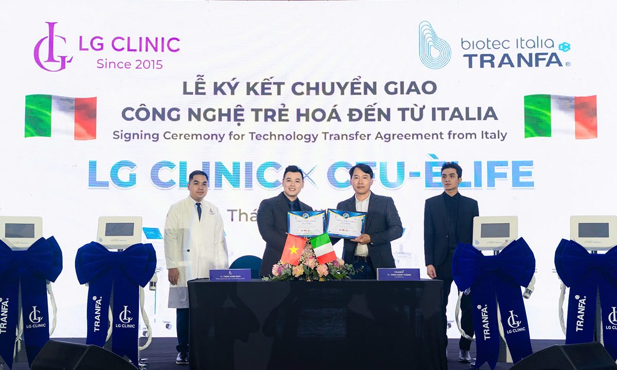 Buổi ký kết chuyển giao công nghệ CFU Èlife giữa LG Clinic và Tranfa được tiến hành trong khuôn khổ đêm tiệc VIP The Sapphire Soirée