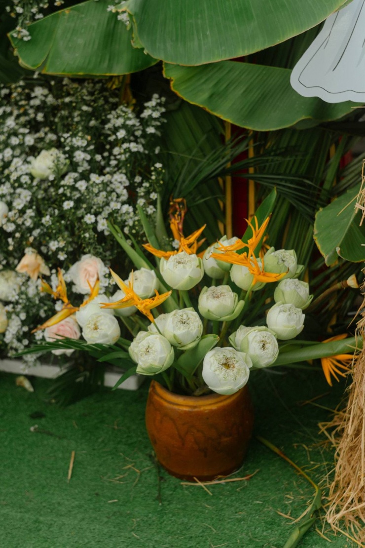 Cổng cưới xinh đẹp do Giang và bạn bè tự làm&nbsp;