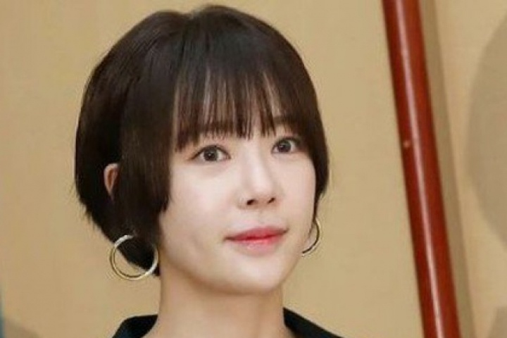 Nữ diễn viên nổi tiếng bị tịch thu tòa nhà trị giá 1,8 tỷ won