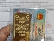 Kinh doanh - Sáng 23-5, giá vàng miếng SJC tụt khỏi mốc 121 triệu đồng/lượng
