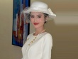 Ý Nhi gây chú ý với thời trang phong cách quý tộc ở Miss World