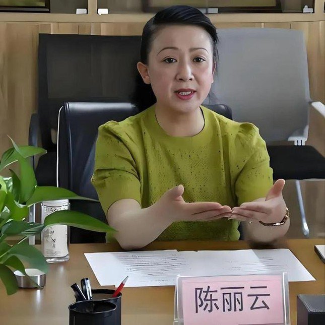 Nghệ sĩ Trần Lệ Vân bị bắt