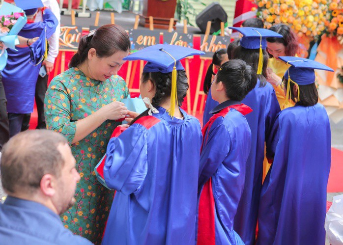 Khoảnh khắc tri ân xúc động