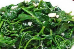 Loại rau rẻ tiền giúp giảm béo, tăng hấp thu sắt, tốt cho người thiếu máu, bán đầy chợ Việt