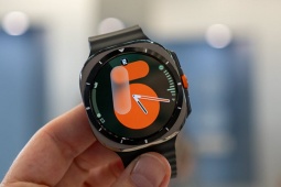 "Mổ xẻ" sớm One UI 8 phát hiện điều đáng thất vọng