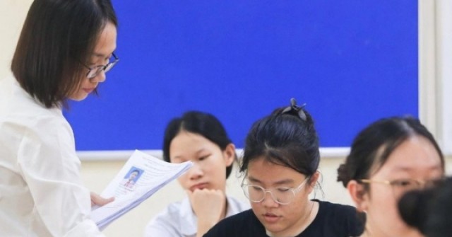 Thành lập 2 hội đồng ra đề cho chương trình giáo dục phổ thông 2006 và 2018