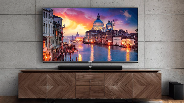 TLC bám đuổi ngôi vương của Samsung một cách sít sao.