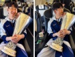 Son Heung Min ôm cúp vô địch không rời, Tottenham 