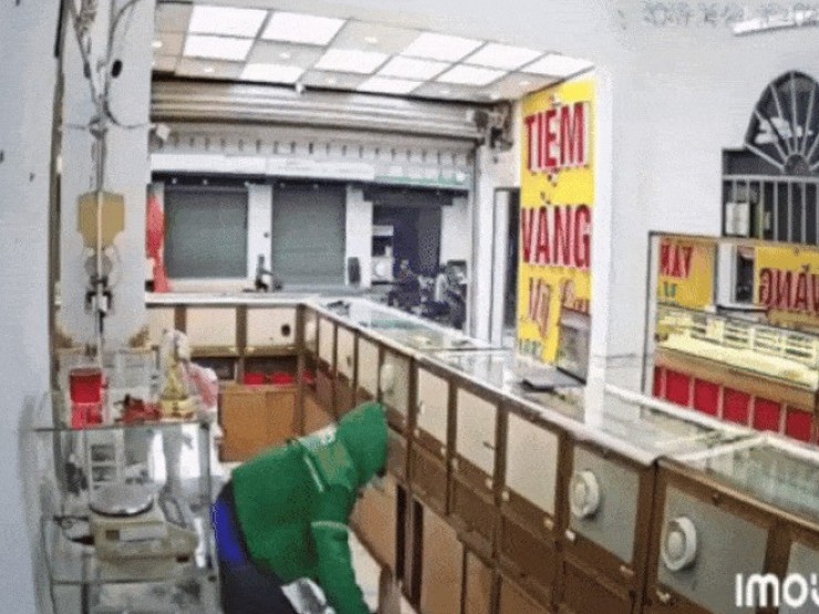 Thực hư cướp tiệm vàng ở Bình Dương đang gây xôn xao mạng xã hội