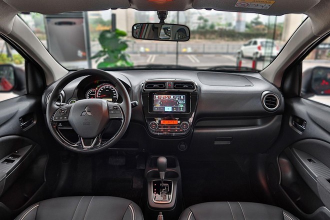 Giá xe Mitsubishi Attrage tháng 5/2025, hỗ trợ 100% phí trước bạ - 10