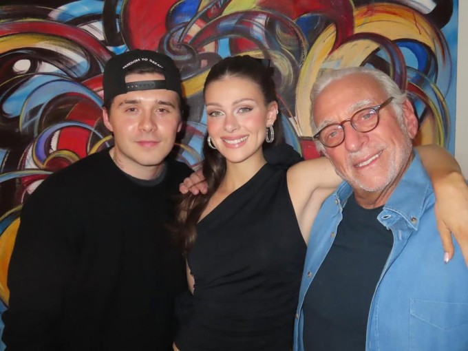 Bố mẹ vợ tỷ phú của Brooklyn Beckham bị kiện - 1