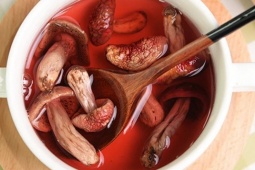  " Vàng đỏ "  ở Lạng Sơn được thương lái Trung Quốc lùng mua ráo riết, giá hơn 7 triệu đồng/kg