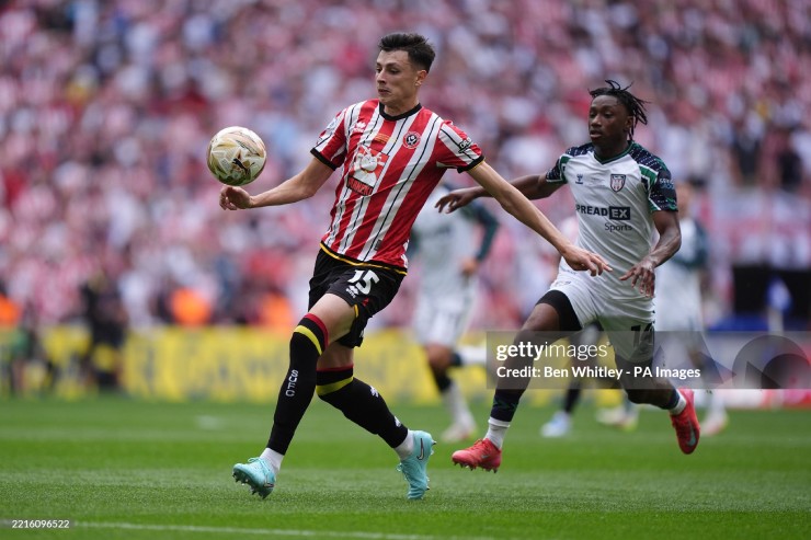 Trận chung kết tranh vé thăng hạng Ngoại hạng Anh 2024/25 giữa Sunderland và Sheffield United đã diễn ra kịch tính tới tận những phút cuối cùng.&nbsp;