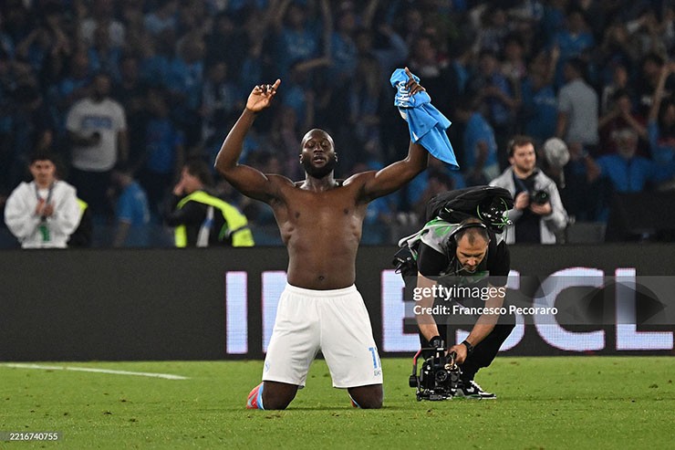 Napoli vô địch Serie A xứng đáng, cựu sao MU McTominay - Lukaku là tâm điểm - 3