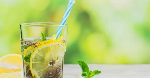 Lợi ích khi uống nước hạt chia thêm chanh, mật ong trước bữa sáng