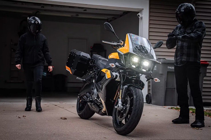 Buell SuperTouring và Super Cruiser trình làng: 