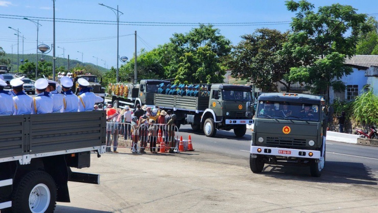 Lễ an táng nguyên Chủ tịch nước Trần Đức Lương - 24