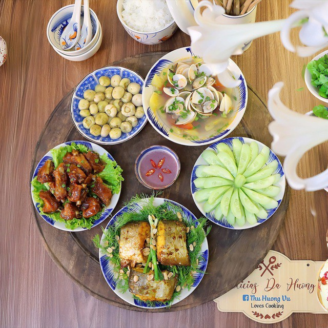 Bữa cơm nhà giản dị mà đậm đà hương vị.