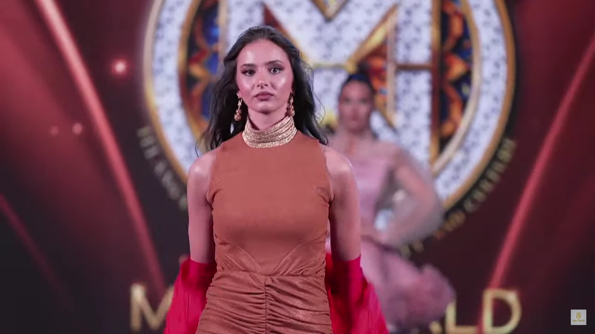 Hoa hậu Ý Nhi gây tiếc nuối khi trượt top 8 &#39;Top Model&#39; ở Miss World 2025 - 7