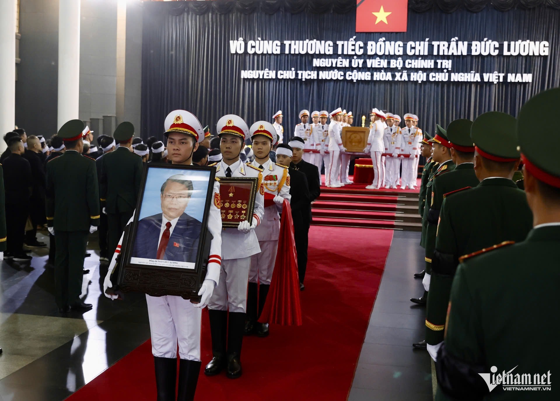 Hà Nội tiễn biệt nguyên Chủ tịch nước Trần Đức Lương - 31