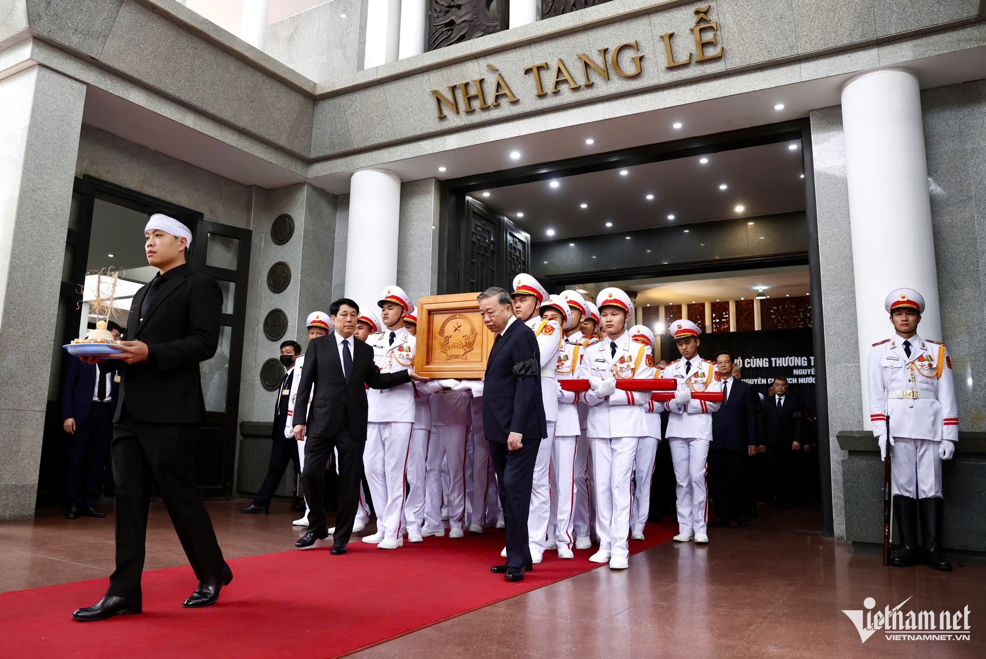 Hà Nội tiễn biệt nguyên Chủ tịch nước Trần Đức Lương - 34