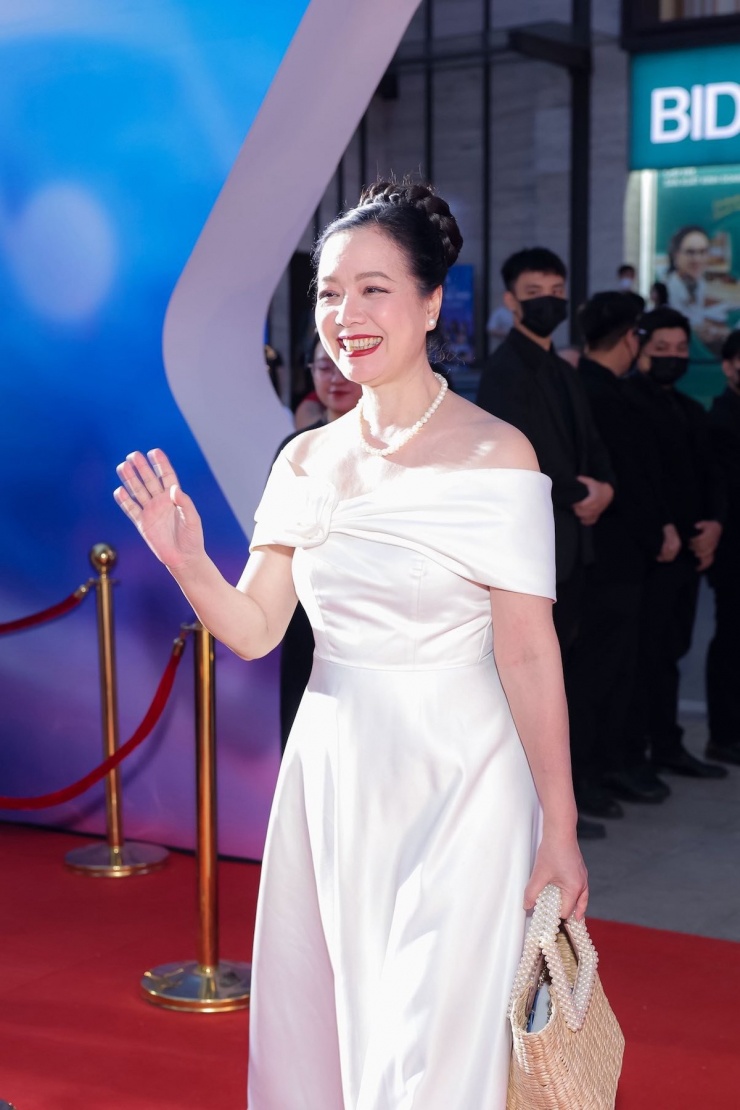 Chiều Xuân có lối sống tích cực, vui vẻ.