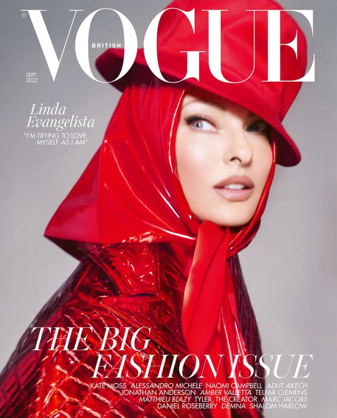 Linda Evangelista trên bìa Vogue Anh số tháng 9/2022.
