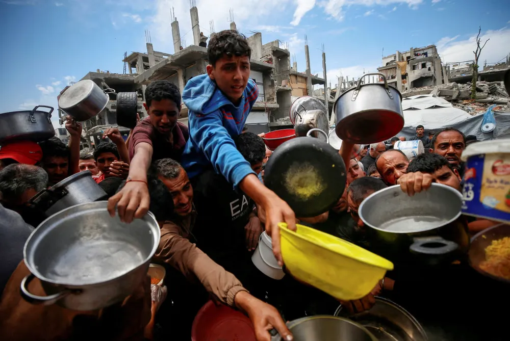 Israel đã chặn viện trợ nhân đạo vào Gaza, gây ra nguy cơ nạn đói cho người dân nơi này trong bối cảnh xung đột Israel-Hamas kéo dài. Ảnh: THE WALL STREET JOURNAL Israel đã chặn viện trợ nhân đạo vào Gaza, gây ra nguy cơ nạn đói cho người dân nơi này trong bối cảnh xung đột Israel-Hamas kéo dài. Ảnh: THE WALL STREET JOURNAL