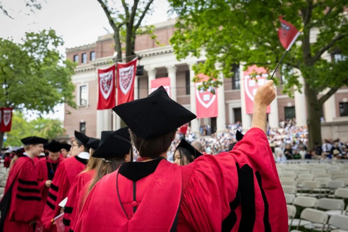 Một buổi lễ tốt nghiệp tại Đại học Harvard. Ảnh: Facebook