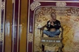Tin tức trong ngày - 15 phút gây náo loạn của nghi phạm đập gãy ngai vàng triều Nguyễn